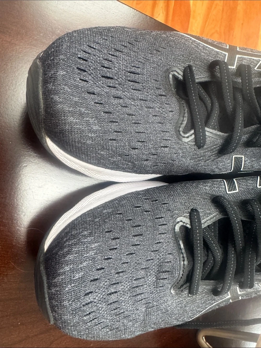 N/A comfortable black